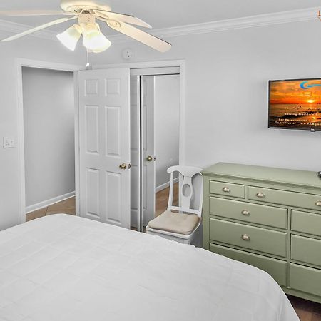 Is9-Cozy Upstairs Beachfront Condo - King Beds Fort Walton Beach Kültér fotó